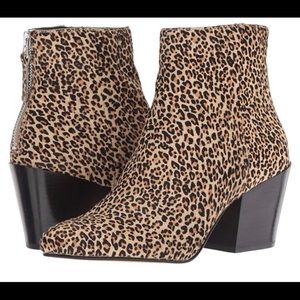 NEVER WORN Dolce Vita Coltyn Boot